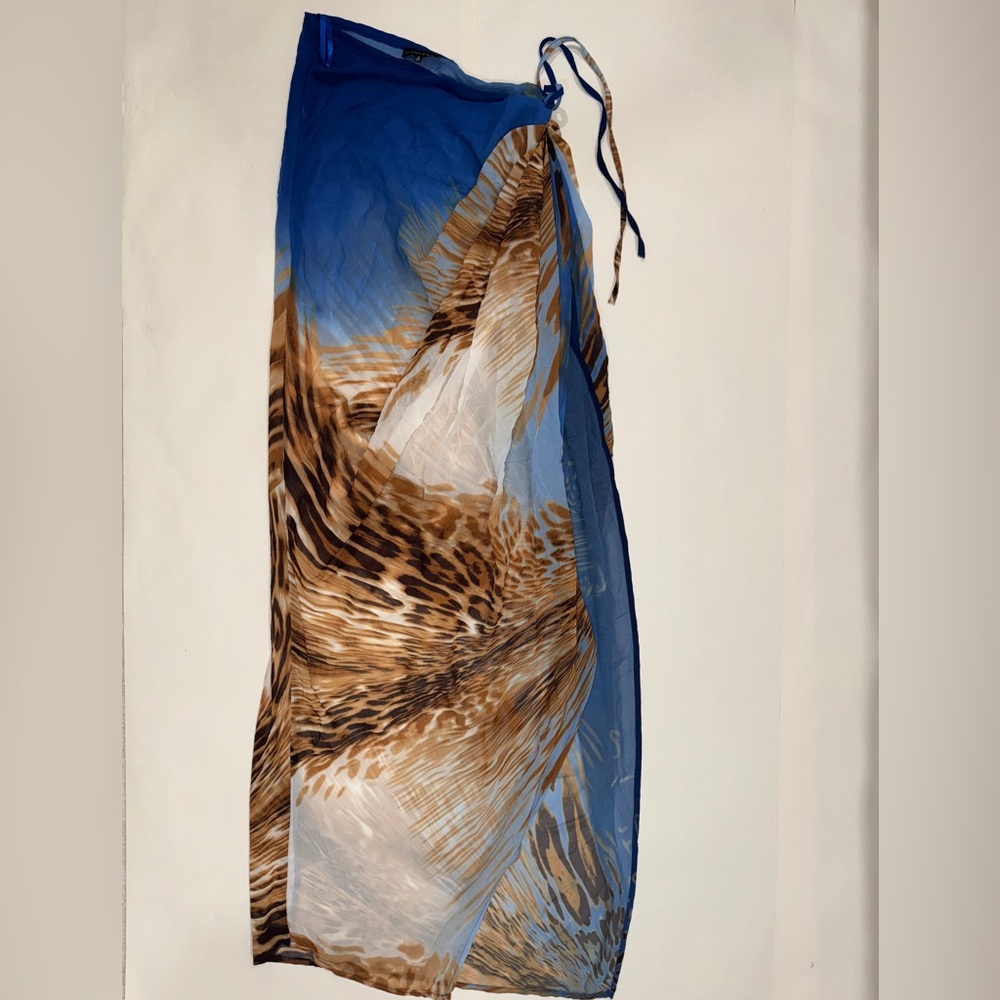 JLUXLABEL Blue and Brown Sarong